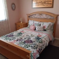 Rustic Solid Wood Bedroom Set - Queen