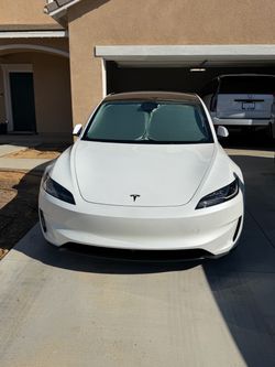 Tesla Model 3  Performance