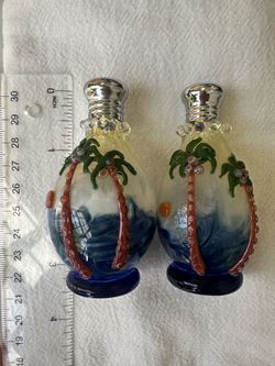 Art Glass Palm Tree Salt and Pepper Shakers