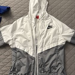 Women’s Nike Windbreaker
