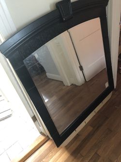 3 piece dress with mirror (pick up only)