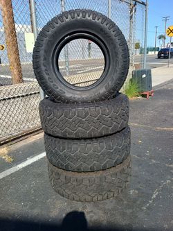 265/70/16 GOODYEAR DURATRAC ABOUT 70% $280