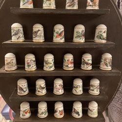 Thimble Bird Collection Franklin Porcelain Fine Bone China 1979  Peter Barrett