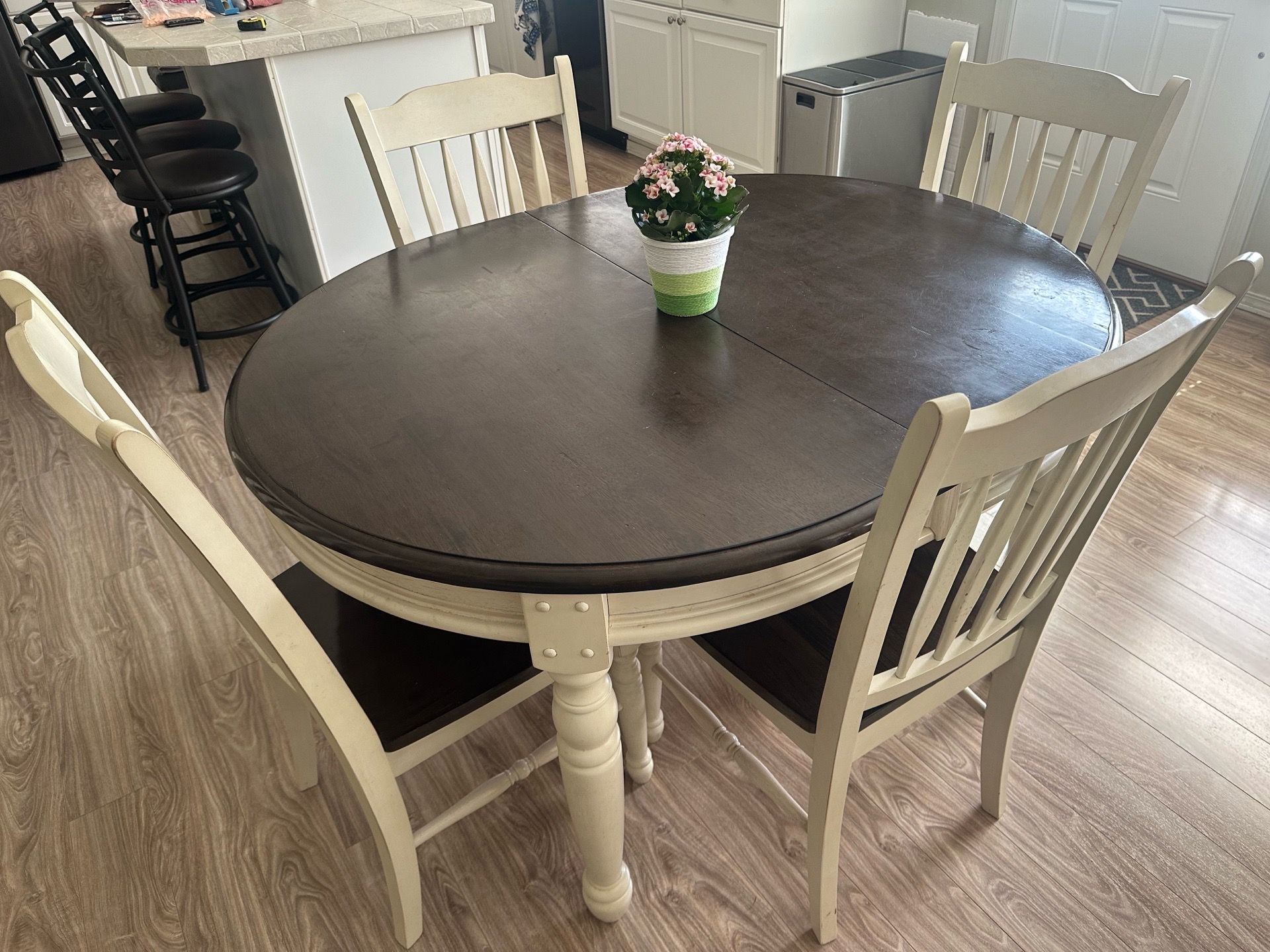 MOVING SALE! 7-Piece Farmhouse Dining Table Set w/ Leaf Extension