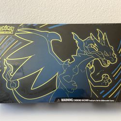 Pokémon - Trading Card Game: Mega Charizard X ex Ultra-Premium Collection