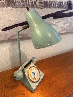 Mid-Century Modern Trey Boye Blue Paint Unique Lamp Lighter Lighter Clock Rare