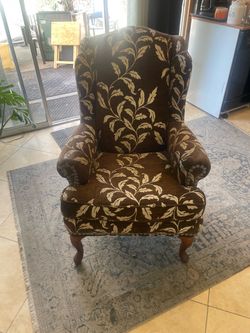 Chair brown