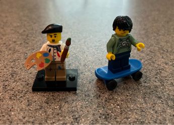 LEGO Collectible Minifigures Series 1 Skater & Series 4 Artist/Painter – Excellent Condition Collector Pair