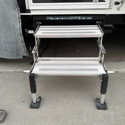 RV  Folding Step