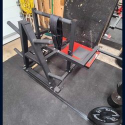 Titan Fitness Belt Squat Machine Version 2 With Belt