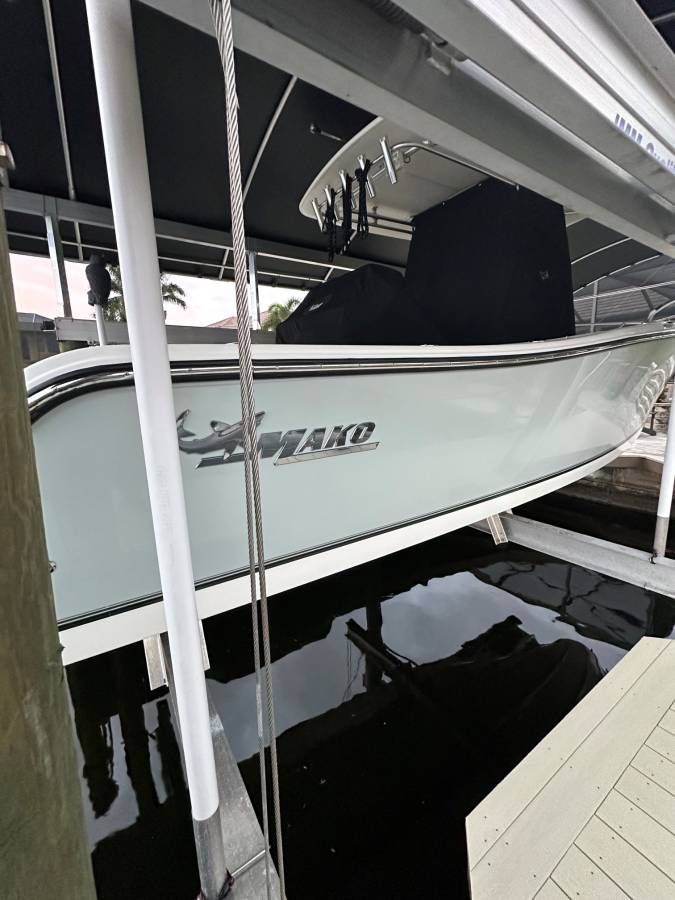 2014 Mako 284CC