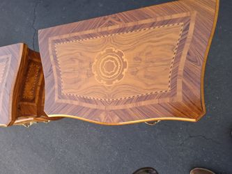 Rococo-Style Italian side tables Gorgeous