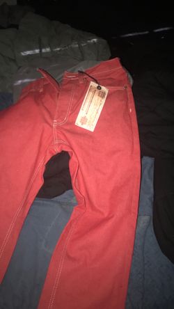 Size 32 denim Levi pants