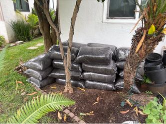 Soil for plants and landscapes