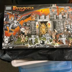 Mega bloks Dragons, Sorcerer's lair