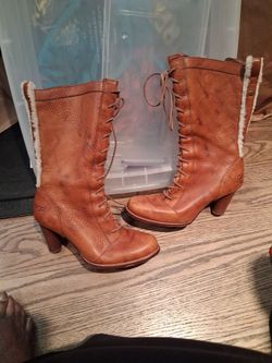 UGG Leather Lace-Up Heeled Boots
