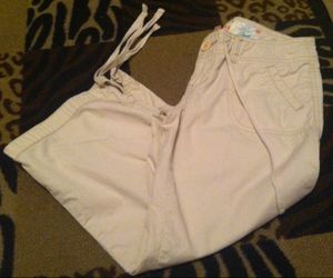 Hollister size 1 capris euc