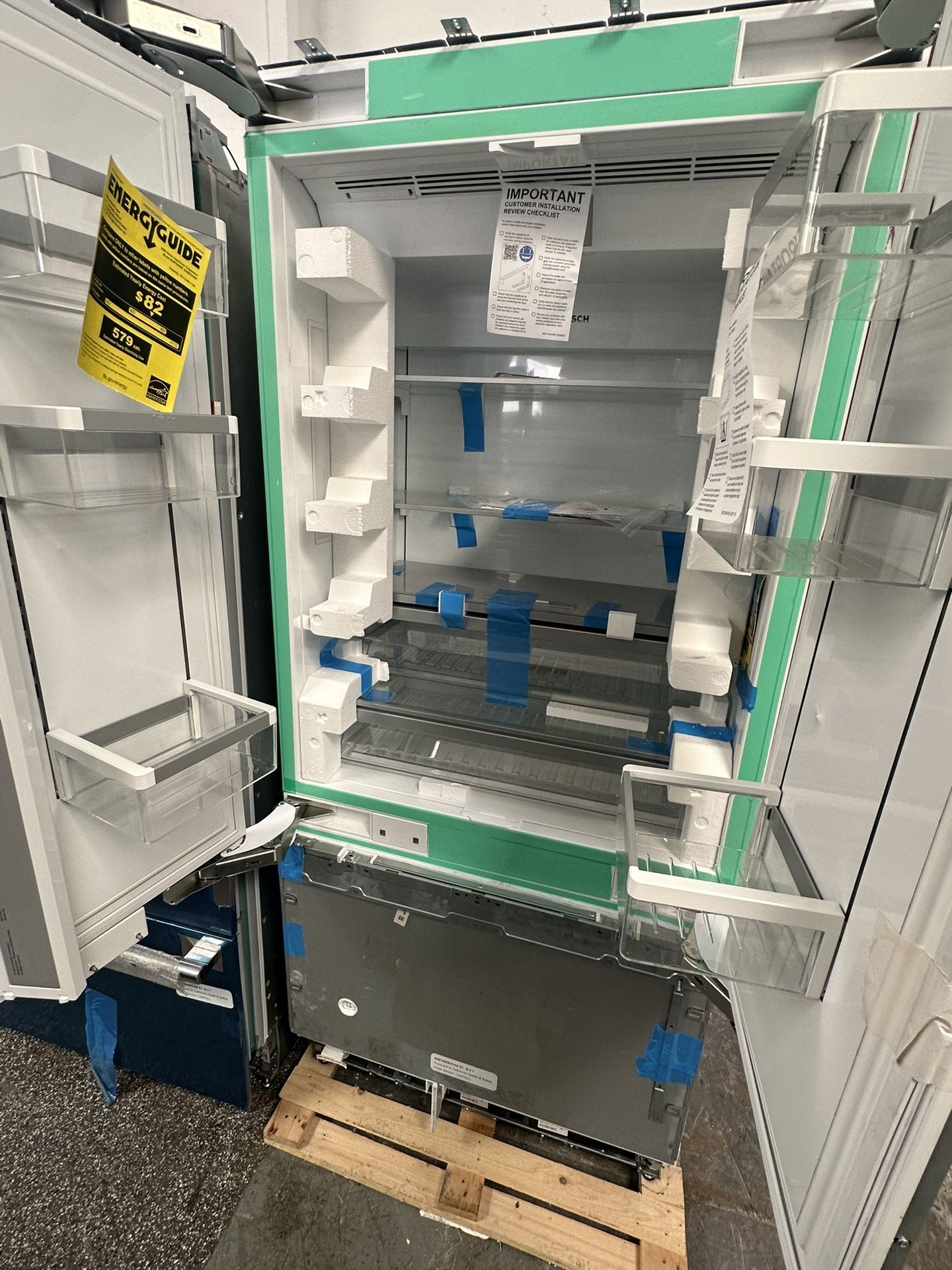 36” Bosch Benchmark Built In Refrigerator |Panel Ready