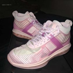 John Elliot x LeBron Icon (Size 7 Men's)
