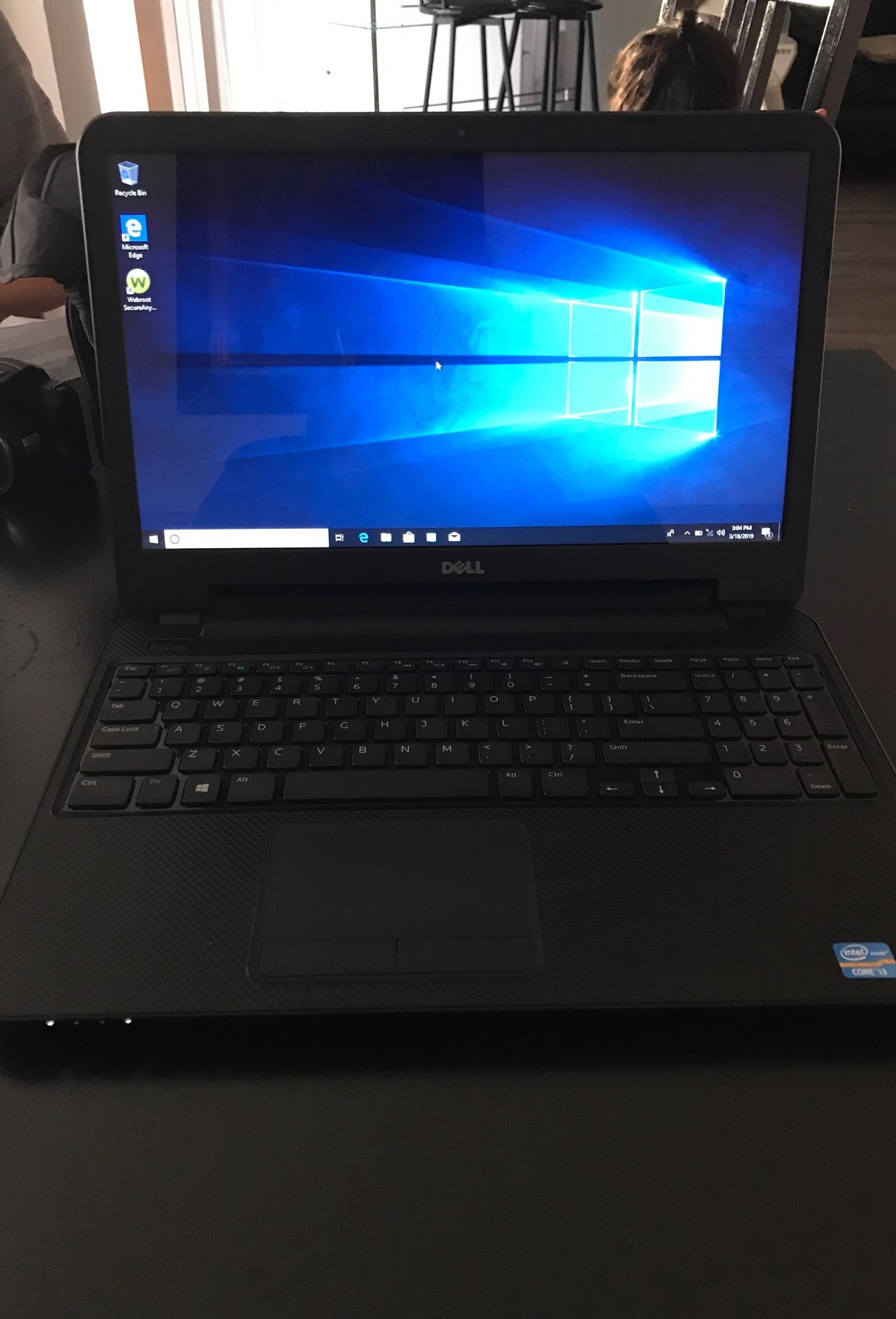 Dell Inspiron 3521