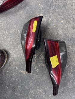20-22 Toyota Corolla Trunk Taillights