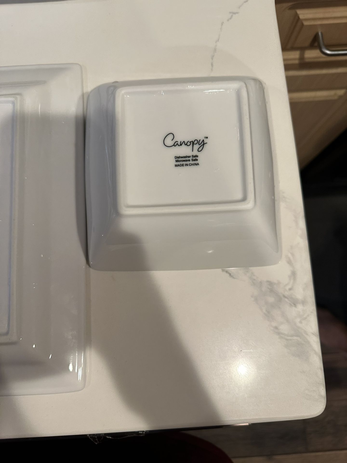 Canopy White Porcelain Dinnerware Set