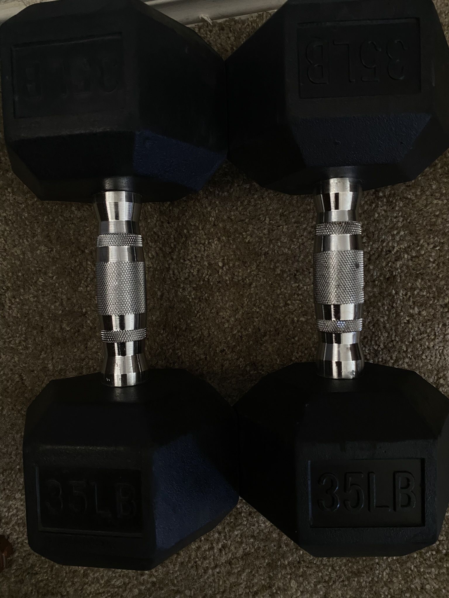 Rubber 35lbs Dumbbell Set