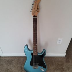Squier Bullet