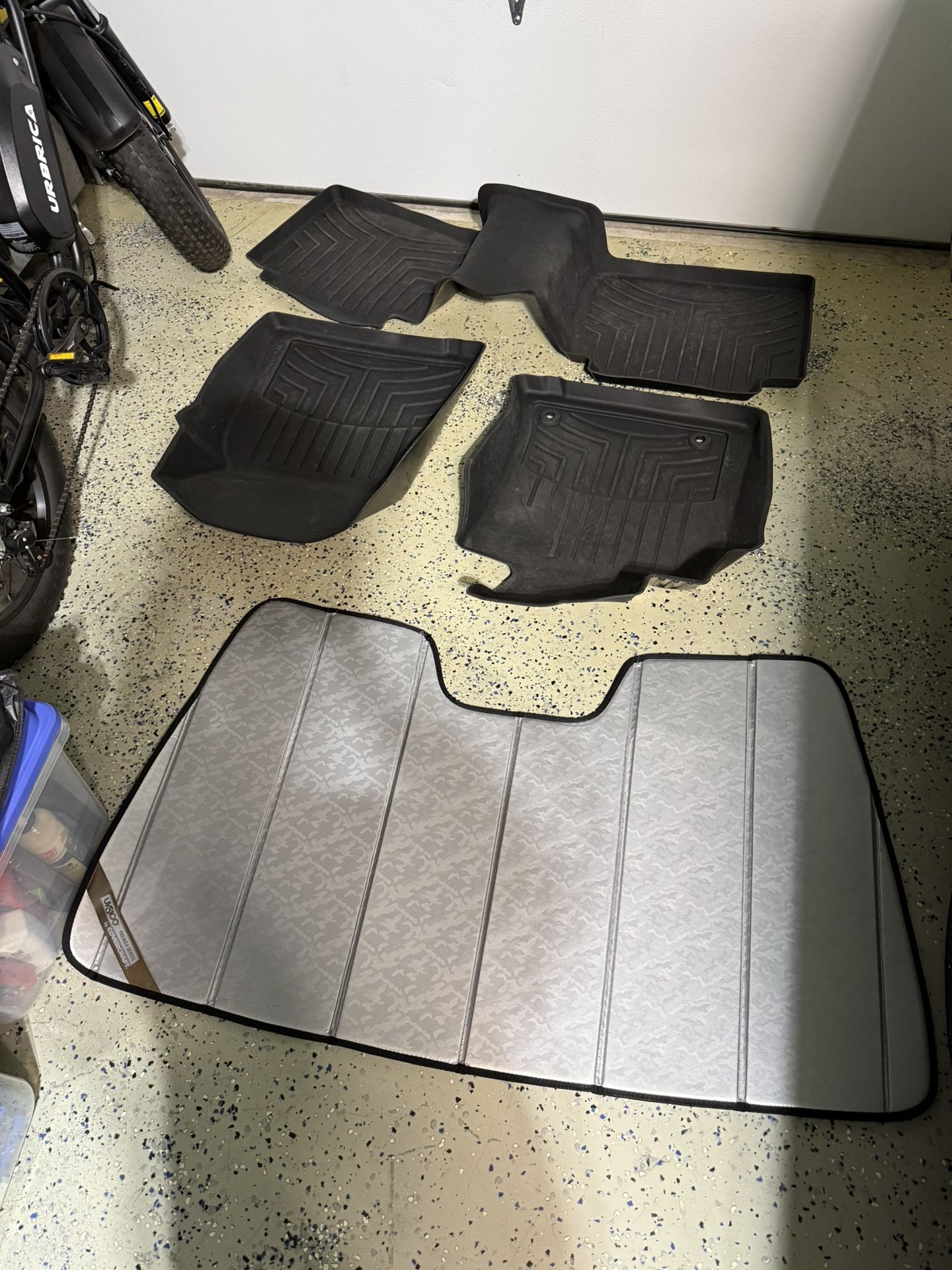 2023 Toyota Weathertech Floor Mat And Accessories