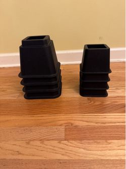 Bed risers (6” and 4”)
