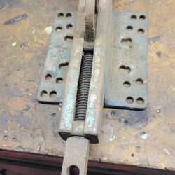 Adjustable Engine Lifting Plate