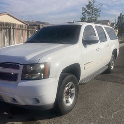 2008 Chevy Suburban 2500
