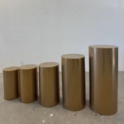 5 Gold Metal Cylinder Cake Plinths for Events