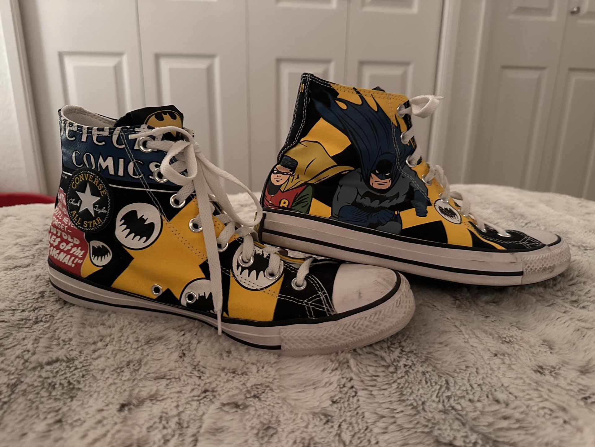 Batman 80 Years Converse