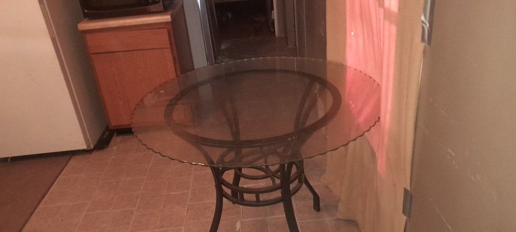 4ft Round Glass Table No Chairs