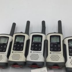 Motorola T-260 Walkie Talkie (5 Count) With Rechargeable Batteries And Power Cord