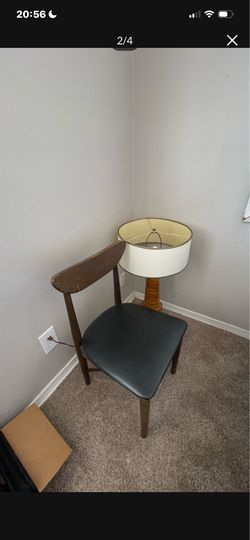 5 chairs wood and leather