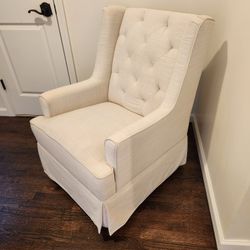 Comfortable Tufted Rocking Chair