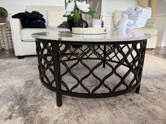 Living room table great condition