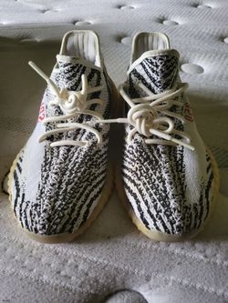 Yeezy Boost 350 V2 Zebra 2017
