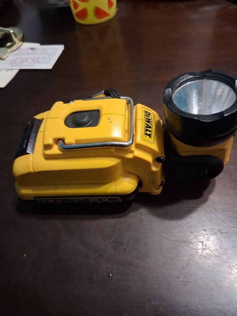 Dewalt 12v Light