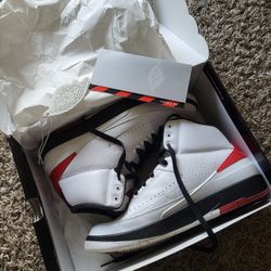 Air Jordan Retro 2 Chicago Size 9