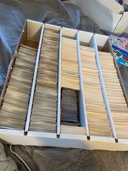 Mixed sports card large box. Many stars. Cheap lot