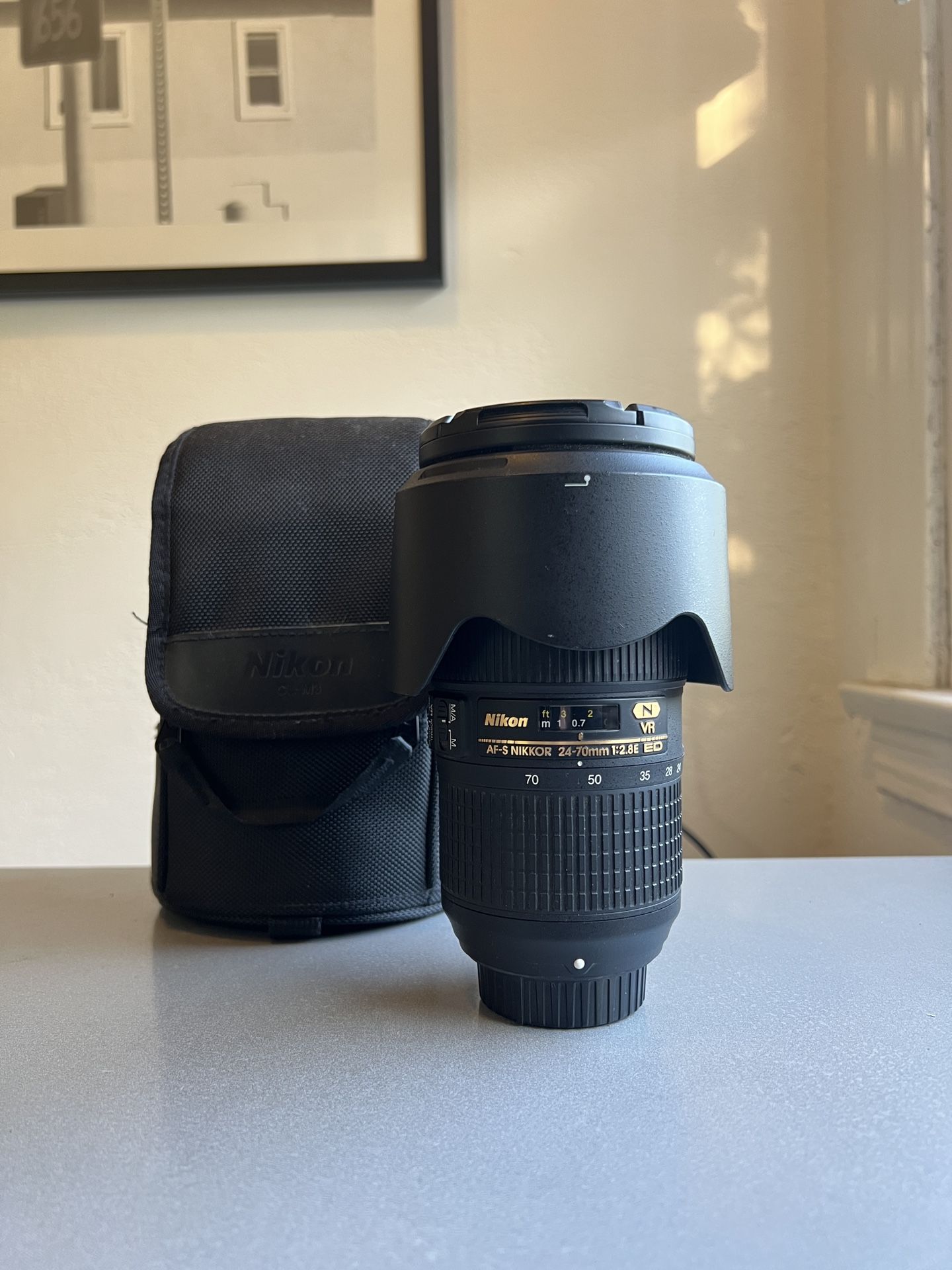 Nikon AF-S NIKKOR 24-70mm f/2.8E ED VR Lens for Sale in Los