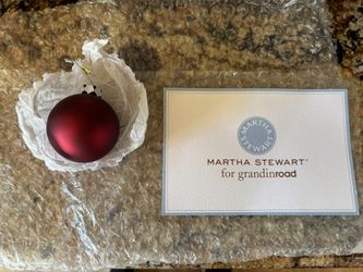 Martha Stewart Grandin Road Christmas NIB Set Of 12 Red 2” Red Matte Ornaments 