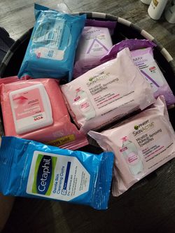 Garnier Wipes