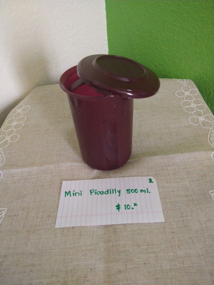 Mini Picadilly Tupperware