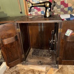 Vintage Swinging Machine 