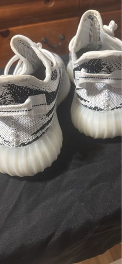 Adidas Yeezy Boost 350 V2 size 10 men’s