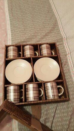 Coffee cup half-dozen